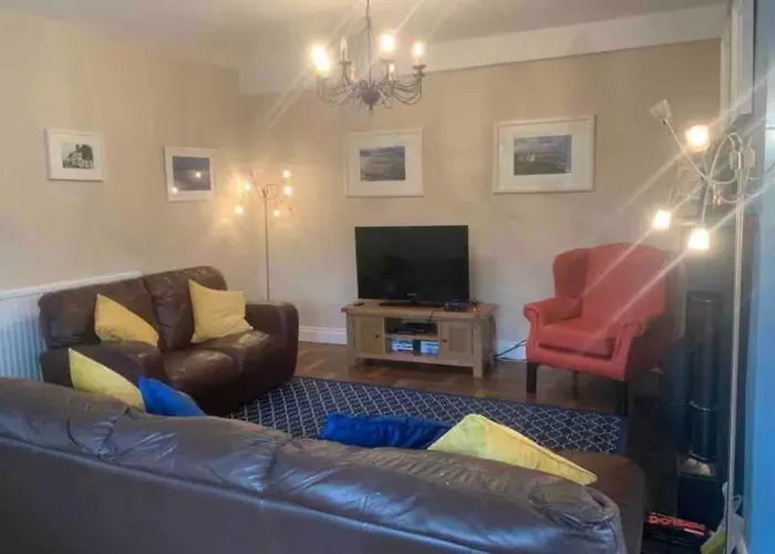 House * אניסקרון